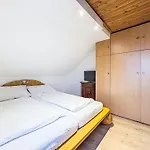 아파트 Ebenberghof Mit Seeblick By Interhome