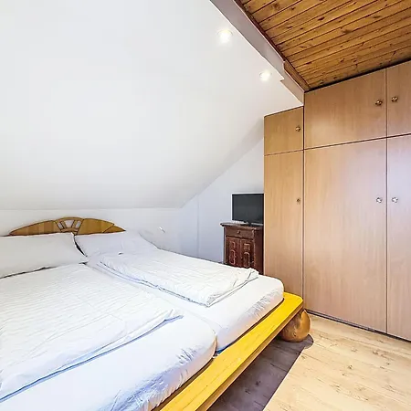Appartement Ebenberghof Mit Seeblick By Interhome